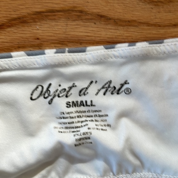 Cool Cozy Patterned Yoga Pants - Picture 3 of 4